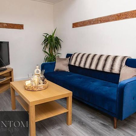Complex Suite Глазгоу Екстериор снимка